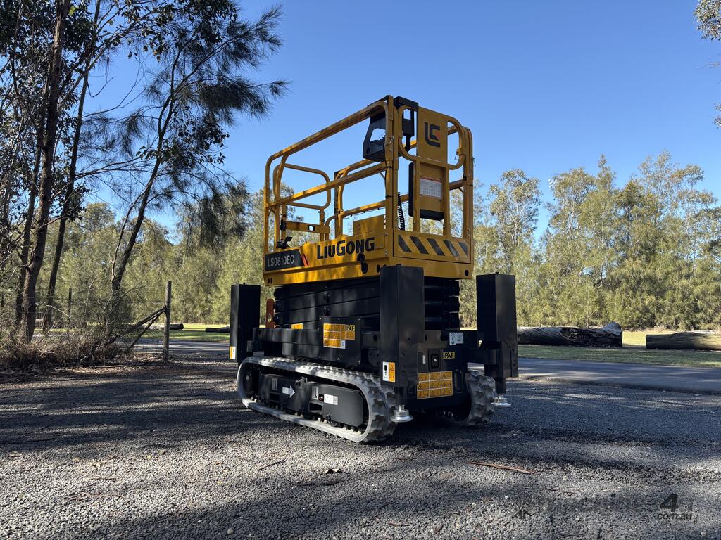 LS0610EC-Rough-Terrain-E-Drive-Scissor_72182349.h
